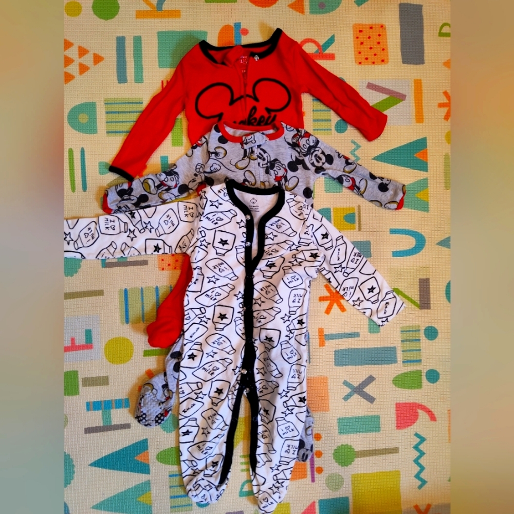 Baby clothes
